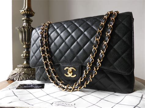 chanel 2.55 maxi